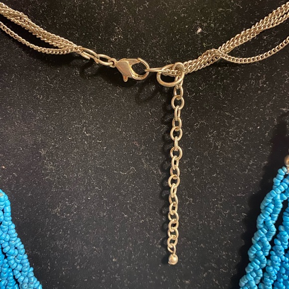 Turquoise beaded necklace - Picture 4 of 4